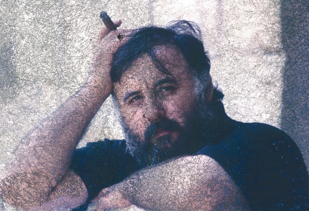 ΘΑΝΟΣ ΜΙΚΡΟΥΤΣΙΚΟΣ